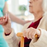 Lavoro domestico: nel 2028 necessari oltre 2 milioni di colf e badanti