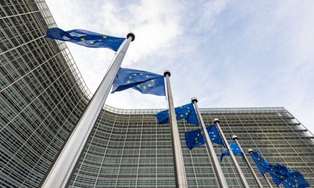 Patto migrazione e asilo e accoglienza rifugiati ucraini: altri 3 miliardi di euro dalla Commissione europea
