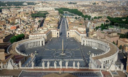 “Anche uno solo di questi bambini”: il Papa per la Giornata Mondiale del Migrante e del Rifugiato