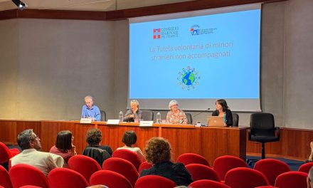 “Crescere insieme”: l’accoglienza passa anche per i tutori volontari